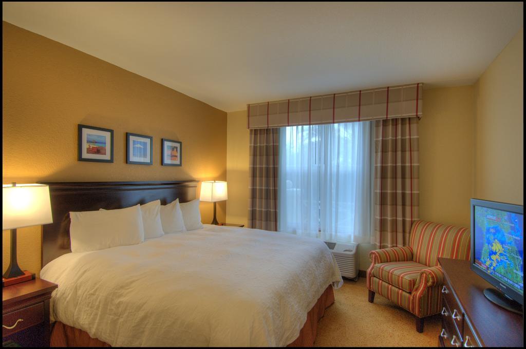 Holiday Inn Express & Suites S Lake Buena Vista By Ihg Kissimmee Phòng bức ảnh